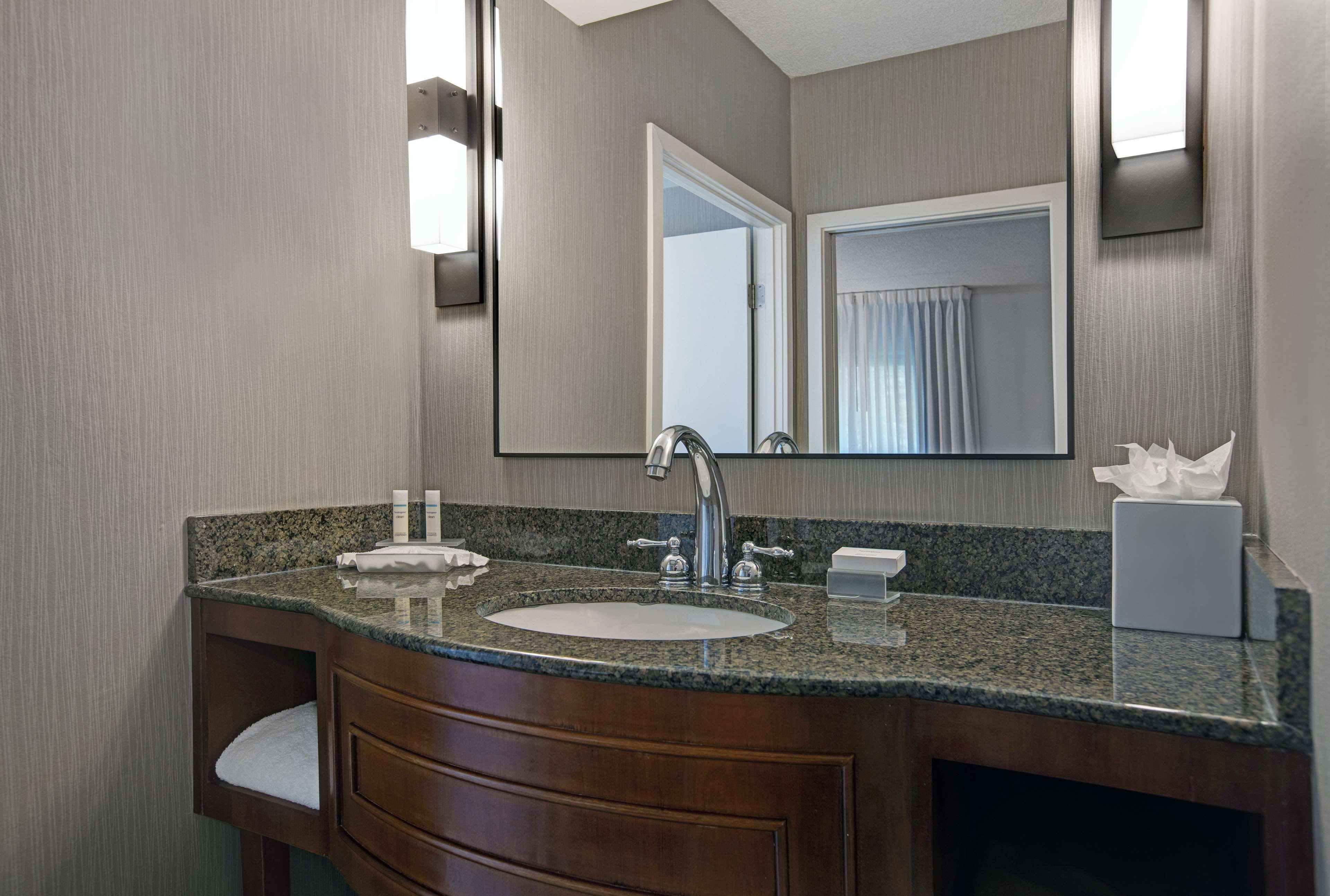 Homewood Suites By Hilton Chicago-Lincolnshire Exterior photo