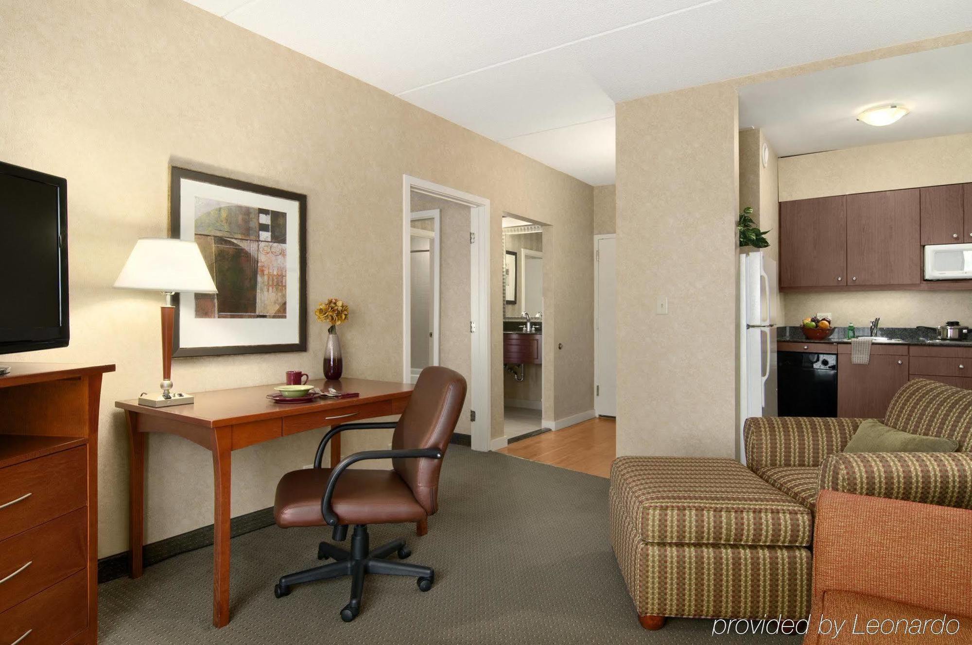 Homewood Suites By Hilton Chicago-Lincolnshire Exterior photo
